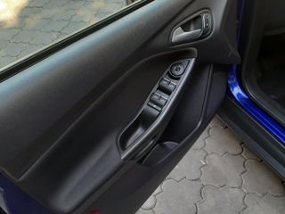 Ford Focus foto 10