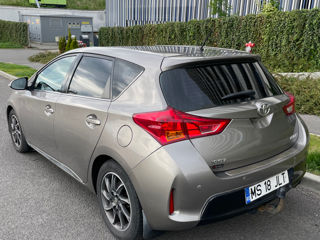 Toyota Auris foto 3