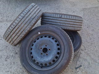 Se vinde  205/55/R16 Ford sau schimb pe R 17,18,19 foto 3