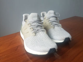 Кроссовки  Adidas ulitra boost.