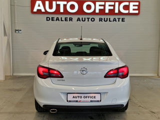 Opel Astra foto 5