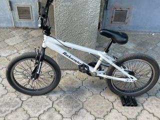 Vind bicicleta BMX foto 4