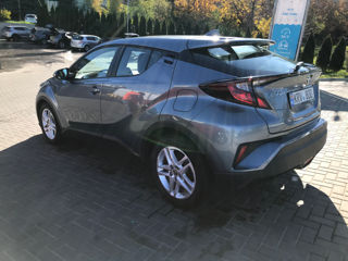 Toyota C-HR foto 4