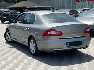 Skoda Superb foto 5