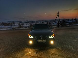 BMW 5 Series foto 9