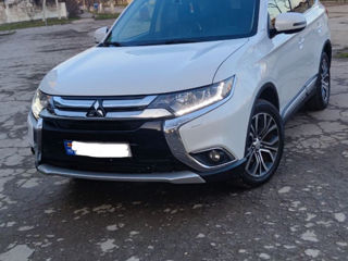 Mitsubishi Outlander foto 4