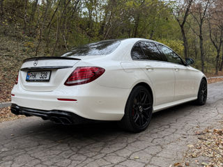 Mercedes E-Class foto 5