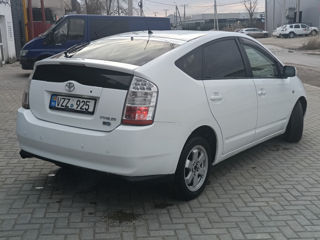 Toyota Prius foto 4