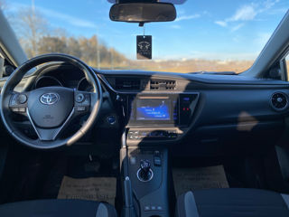 Toyota Auris foto 6