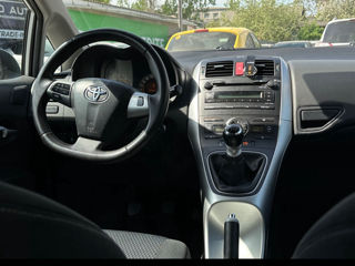 Toyota Auris foto 6