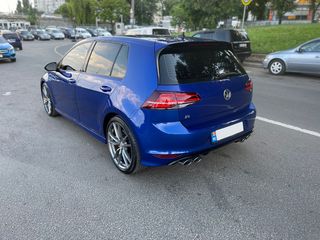 Volkswagen Golf foto 8