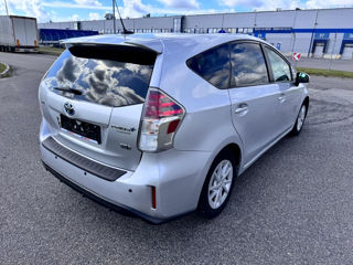 Toyota Prius + foto 3