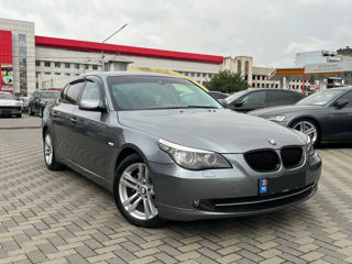 BMW 5 Series foto 3