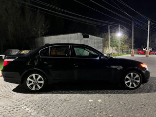 BMW 5 Series foto 4