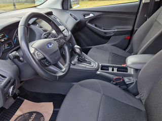 Ford Focus foto 8