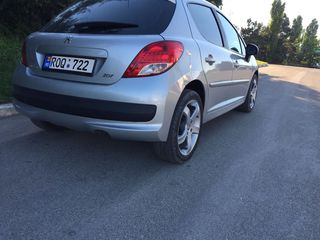 Peugeot 207 foto 5