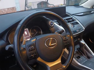 Lexus NX Series foto 10