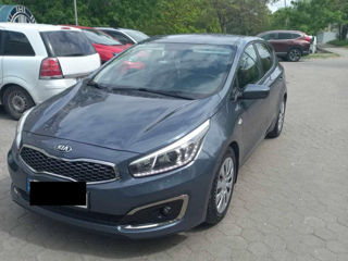 KIA Ceed foto 2