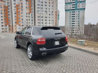 Porsche Cayenne foto 2