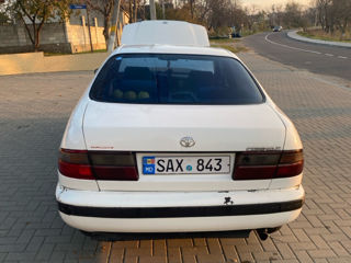 Toyota Carina foto 10