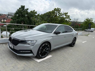 Skoda Superb foto 0