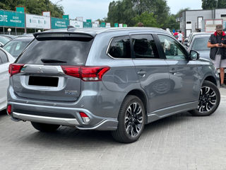 Mitsubishi Outlander foto 4