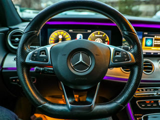 Mercedes E-Class foto 8