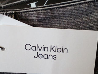 Calvin Klein Jeans foto 2