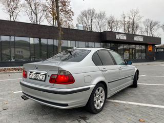 BMW 3 Series foto 4