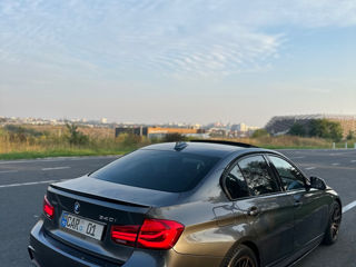 BMW 3 Series foto 4