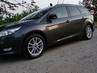 Ford Focus foto 1