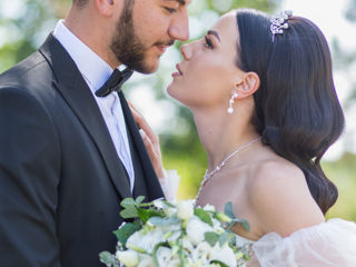 Foto si Video servicii pentru nunti si cumetrii