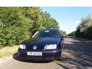 Volkswagen Bora foto 2