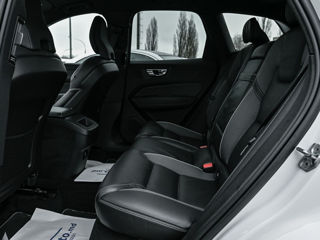 Volvo XC60 foto 8