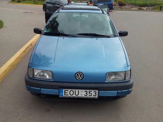 Volkswagen Passat foto 4