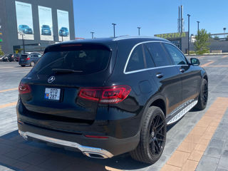 Mercedes GLC foto 1