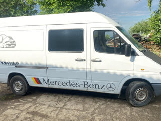 Mercedes Sprinter foto 1