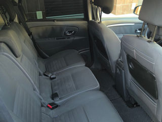 Renault Scenic foto 2