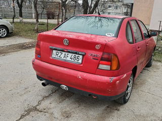 Volkswagen Polo foto 4