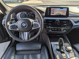 BMW 5 Series foto 8