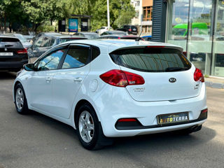 KIA Ceed foto 4