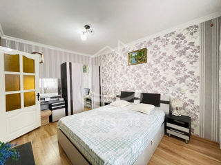 Apartament cu 3 camere, 70 m², Centru, Ialoveni foto 2