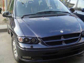 Chrysler Grand Voyager foto 2