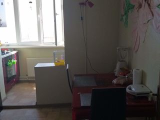 Apartament cu reparatie foto 5