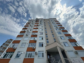 Apartament cu 2 camere, 70 m², Centru, Chișinău foto 3