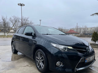 Toyota Auris foto 4