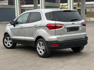 Ford EcoSport foto 2