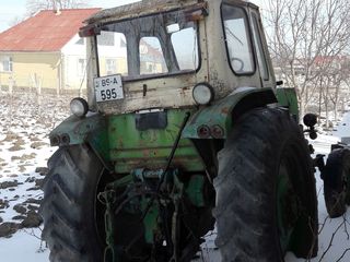 Se vinde Tractor iumz 1500 euro. foto 7
