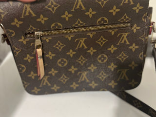 Geanta Louis Vuitton Original foto 9