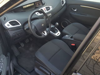 Renault Grand Scenic foto 6